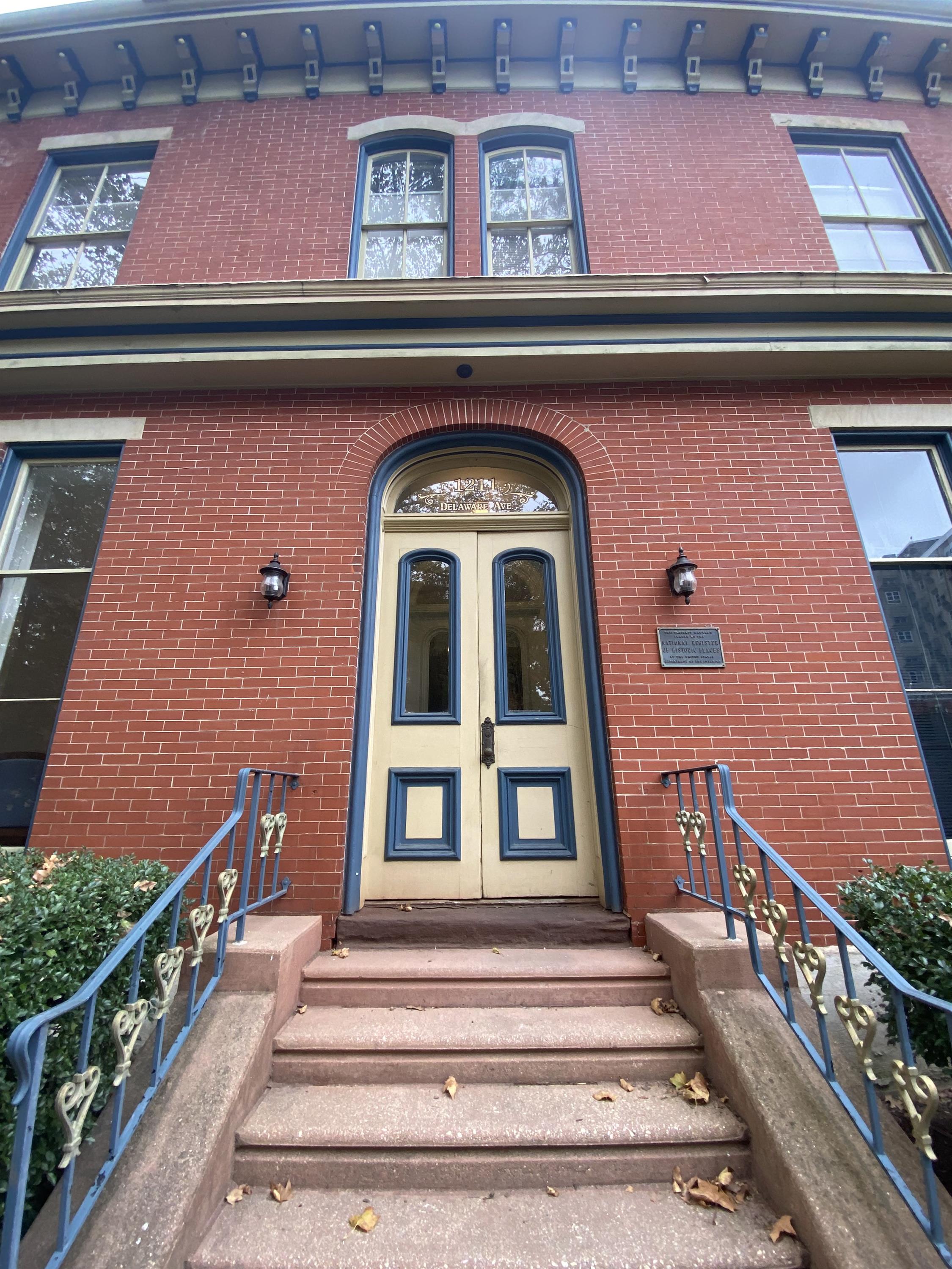 Property thumbnail image